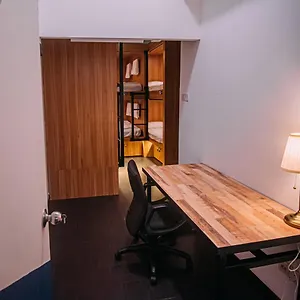 Bluewaters Pods 38 Hongkong St Singapour